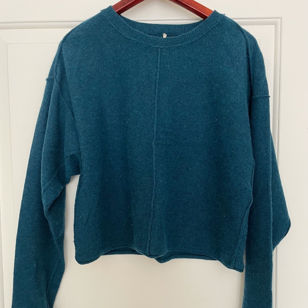 Free People teal cashmere blend sweater size xs